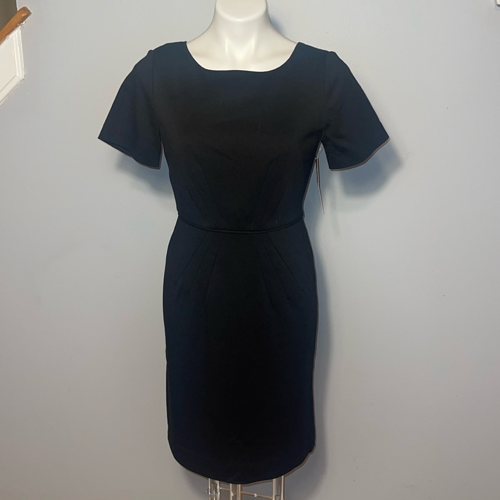 Tahari Arthur S Levine ladies NWT black midi dress. Size 4P. The Patricia Dress.